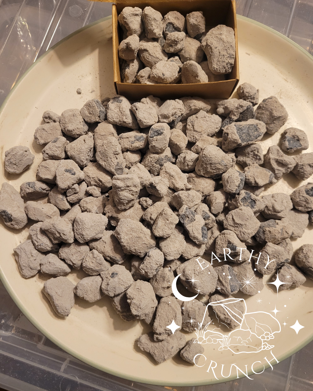 Dryfruit coated in Cementy Clays (125g) - Edible clay treats for Pica