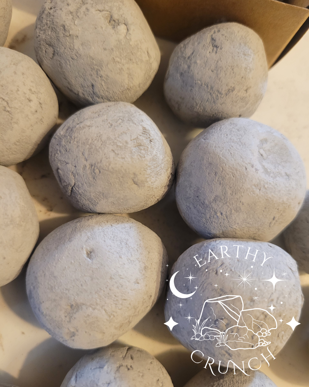 Black Slate Balls (x4) - Edible clay treats for Pica