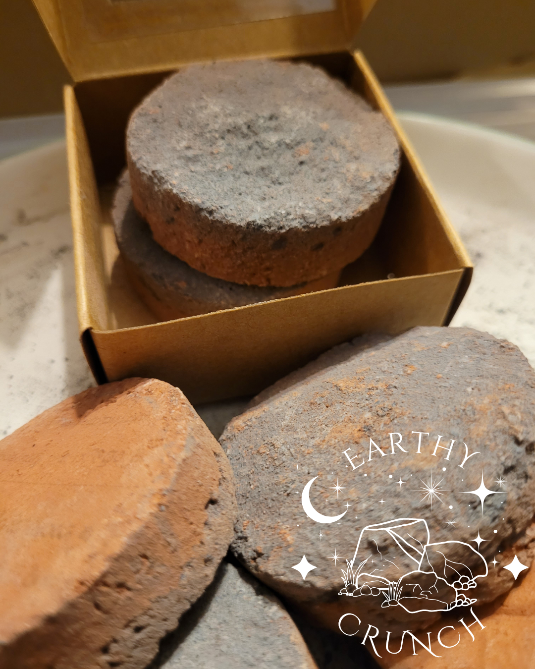 Dryfruit and Red Nak Pucks (x2) - Edible clay treats for Pica