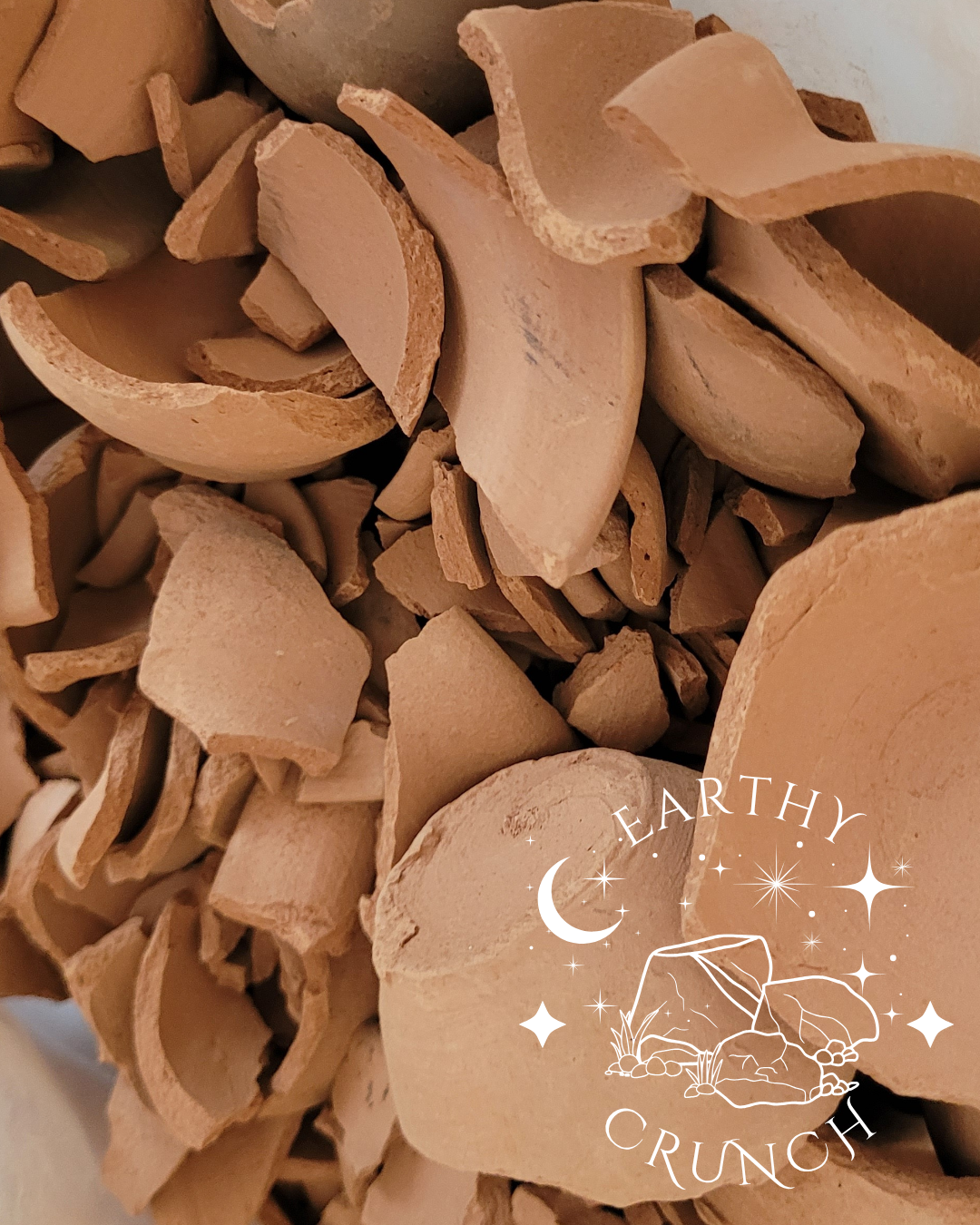 Indian Terracotta Mini Matki Clay Pots (250g) - 4xWhole and Broken Chips- Edible clay pots for Pica