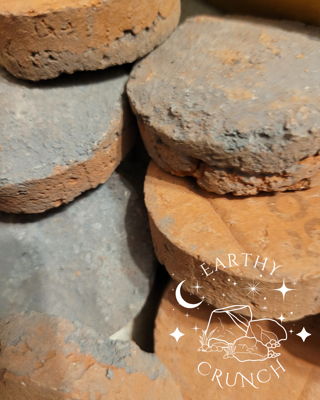 Dryfruit and Red Nak Pucks (x2) - Edible clay treats for Pica